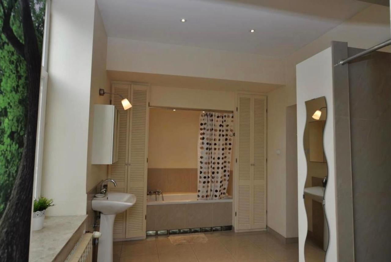 Apartament Dworski Przemyśl Buitenkant foto